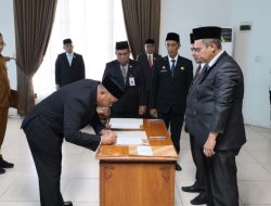 Bupati Bahrul Ilmi Tekankan Integritas dan Inovasi pada Pejabat yang Baru Dilantik